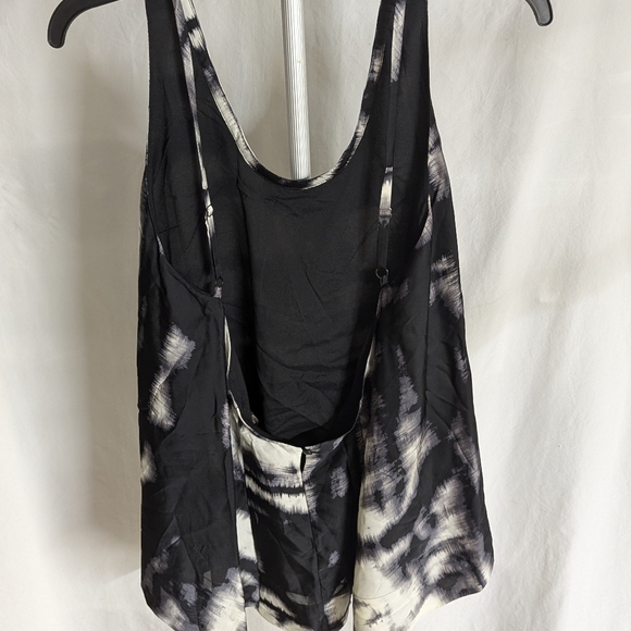 BCBG MaxAzria Dana halter lined tie dye top sz M black gray white NEW - Picture 8 of 9
